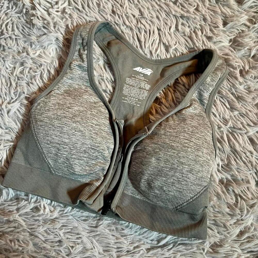 Avia Women’s Medium Support‎ Front Zip Sports Gym Wear Athleisure Workout Bra